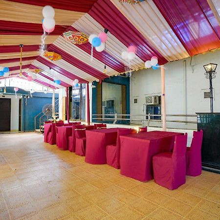 Fabexpress Manas Residency Hotel Мумбай Екстериор снимка