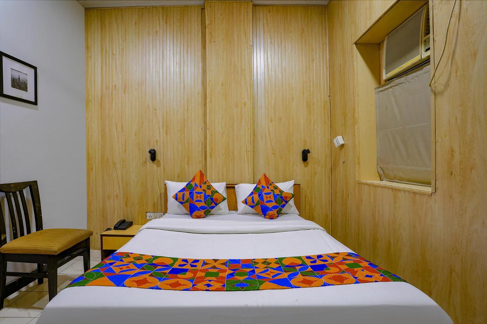 Fabexpress Manas Residency Hotel Мумбай Екстериор снимка