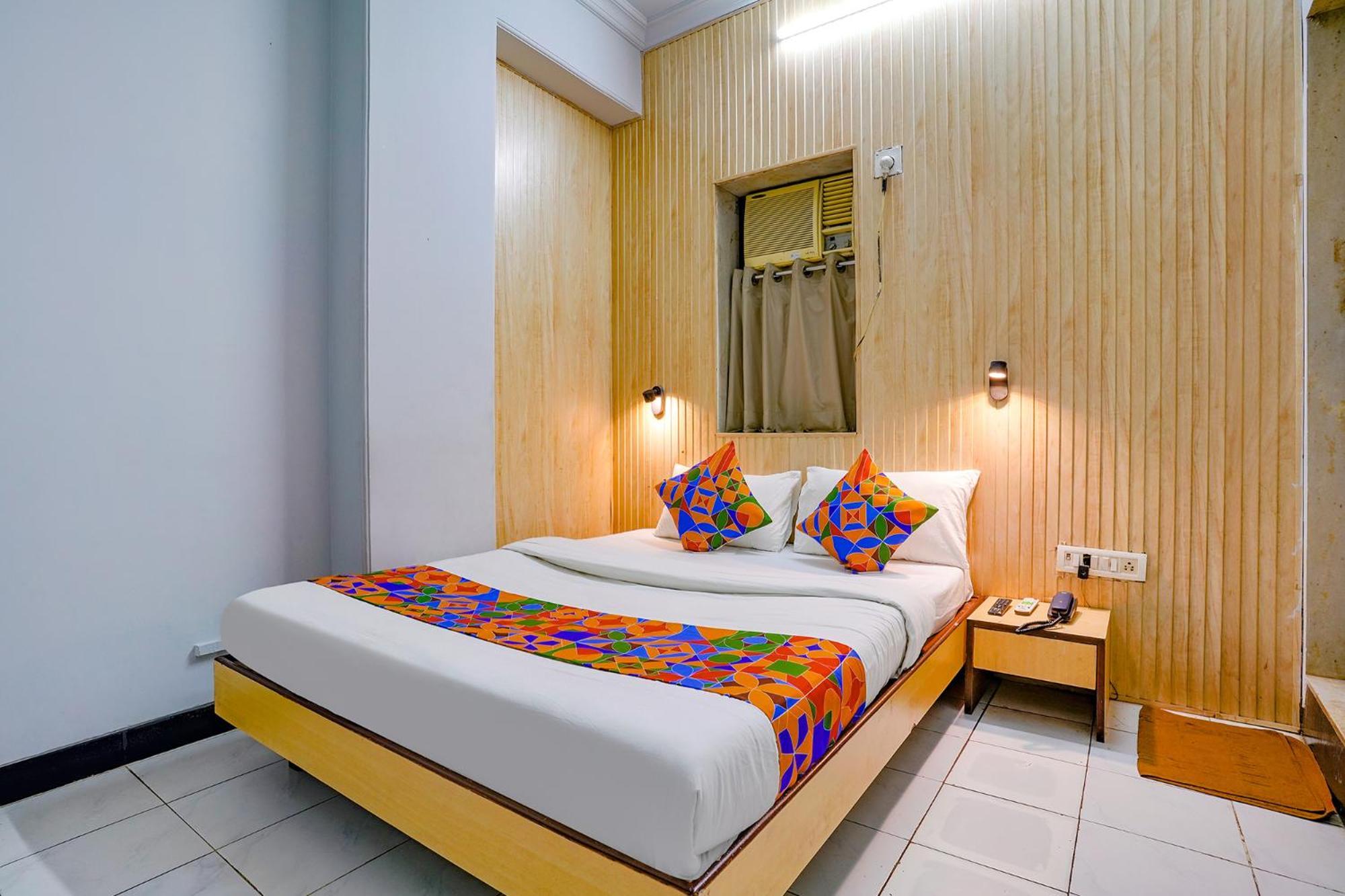 Fabexpress Manas Residency Hotel Мумбай Екстериор снимка