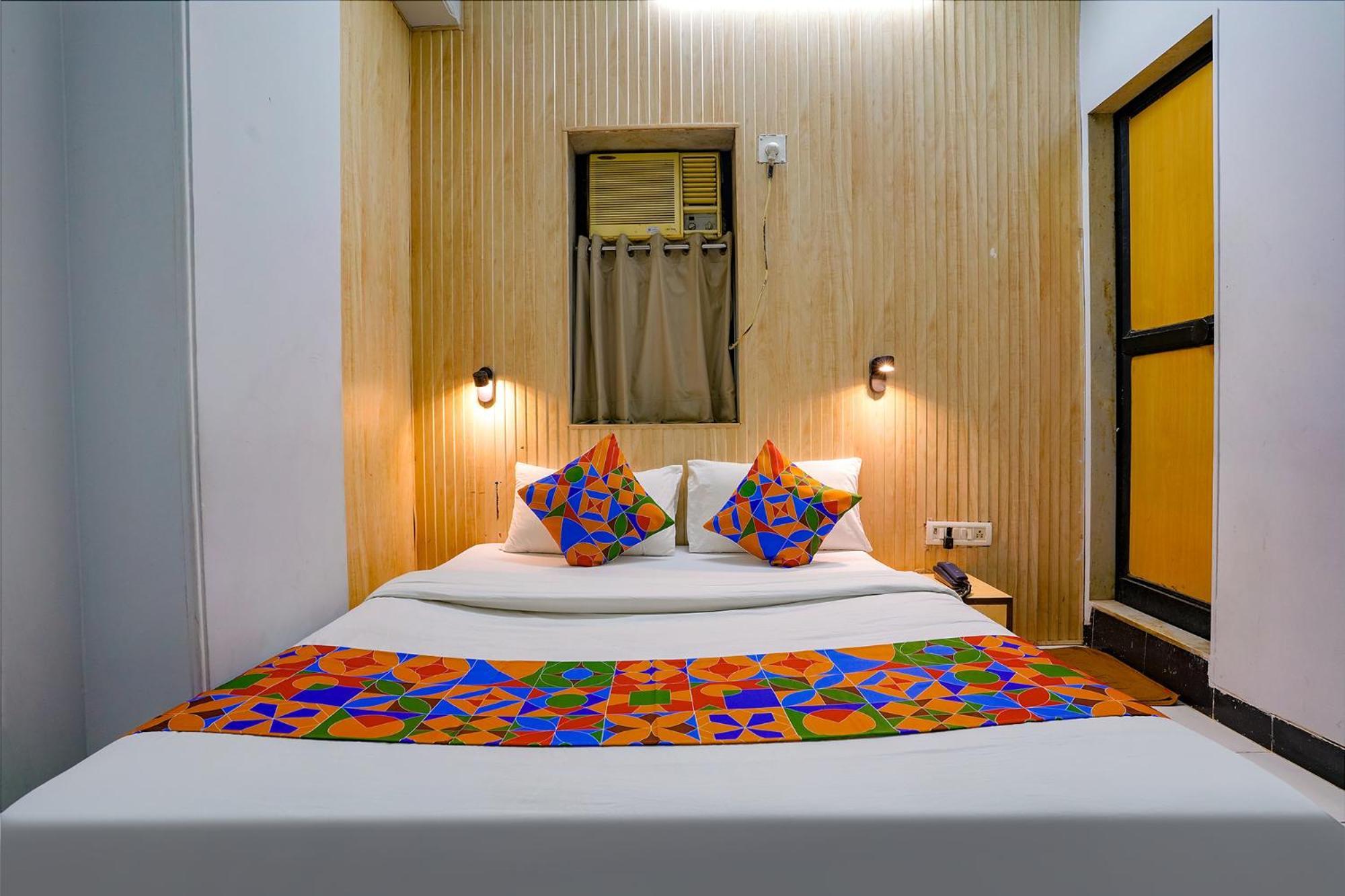 Fabexpress Manas Residency Hotel Мумбай Екстериор снимка